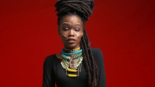 VIDEO Suzziah - Piga Mdomo (Official Video)